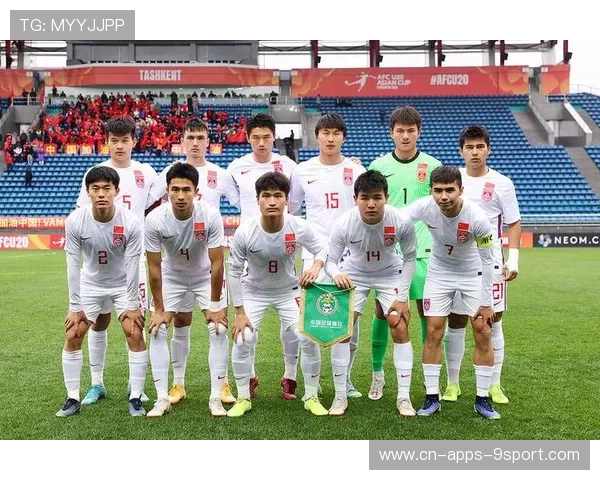 国足战术演练针对不同对手，国足训练备战