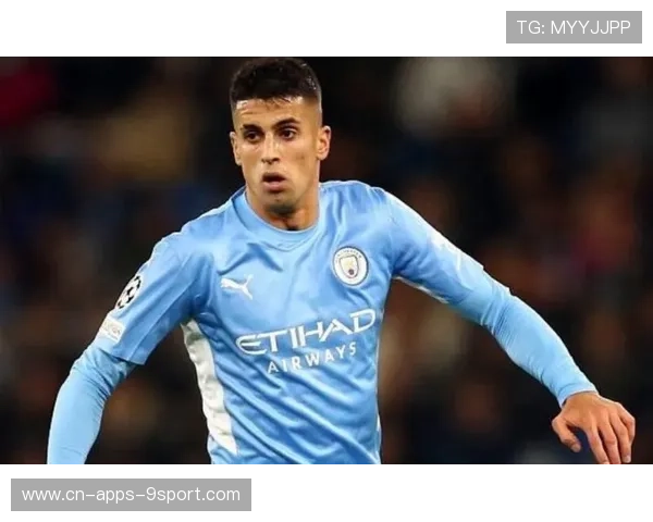 曼城边后卫状态爆棚，攻防俱佳，曼城边后卫战术